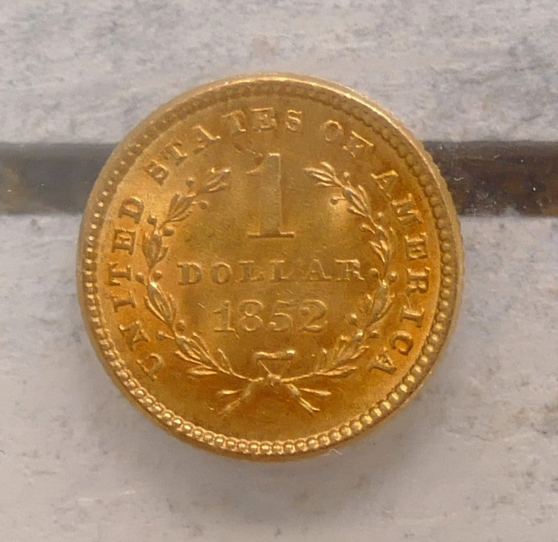 US 1852 GOLD LIBERTY HEAD DOLLAR PHILLY MINT