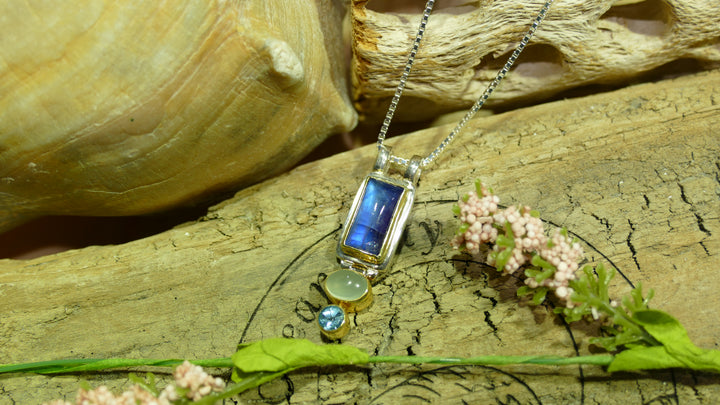 Sterling & 22kt vermeil pendan
