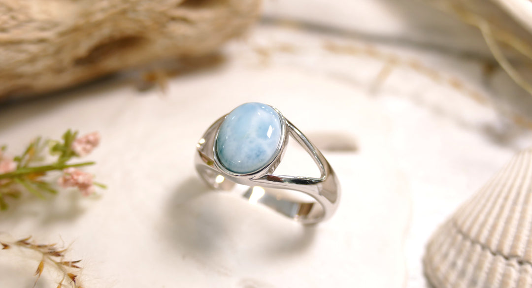 Sterling Silver - Silver Oval Larimar Ring
