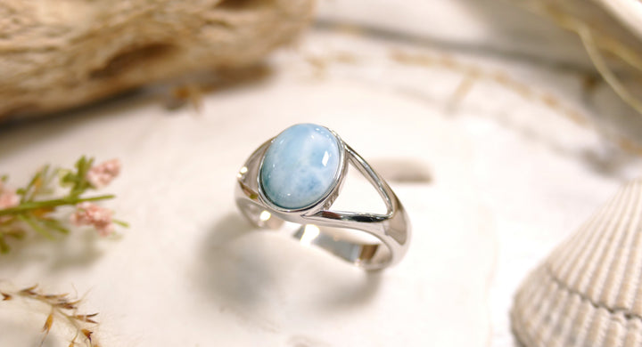 Sterling Silver - Silver Oval Larimar Ring