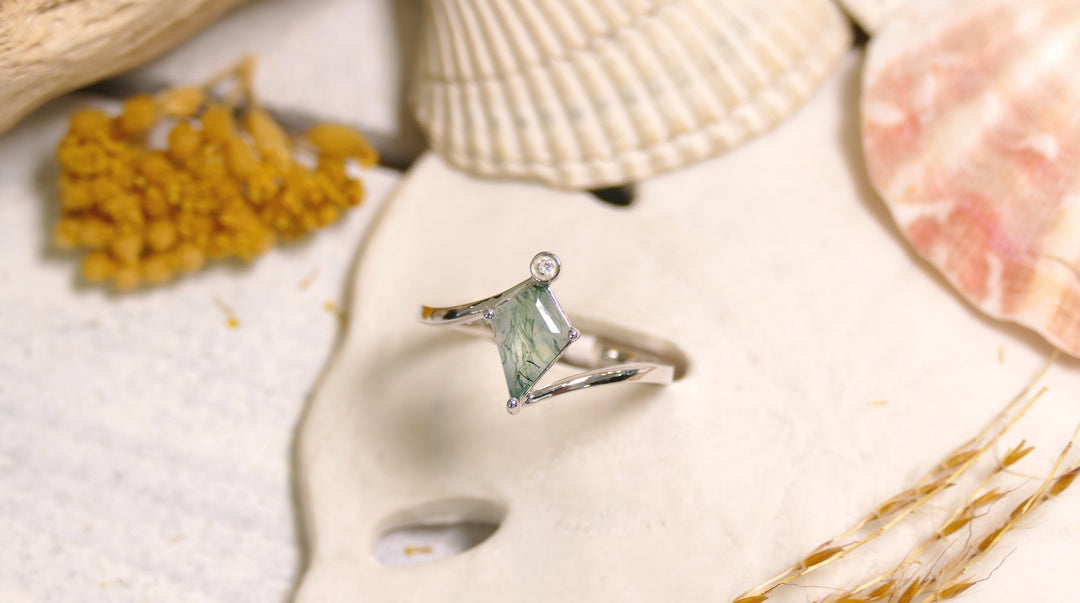 14k White Gold Natural Diamond Moss Agate - Kite Shape Ring