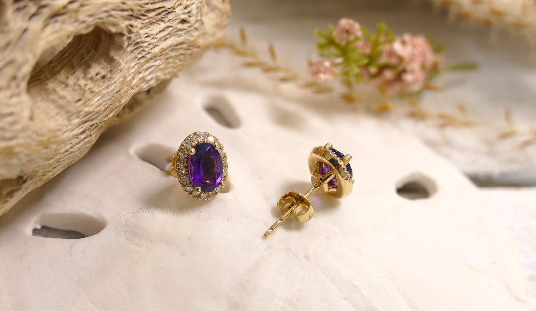 14k Yellow Gold Oval 0.28ct Amethyst Diamond Halo Stud