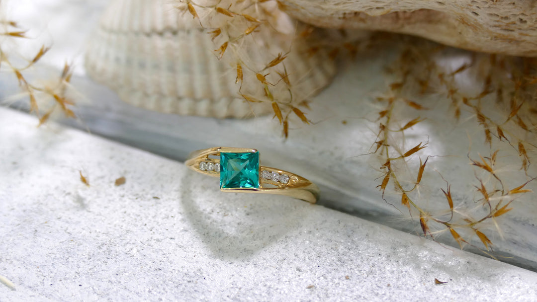 14k Yellow Gold Paraiba Tourmaline Square Ring (Size 7)